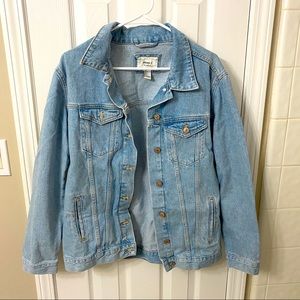 Oversized denim jacket